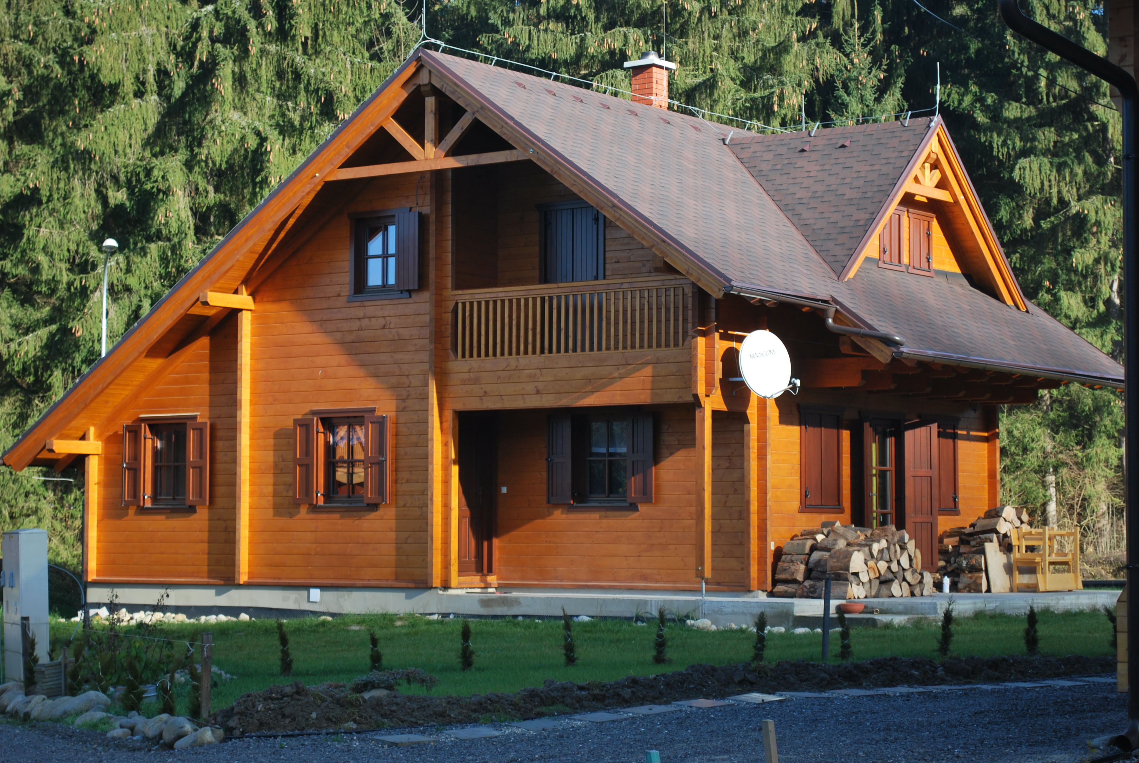 Slovensko – Patrová roubenka Vltava