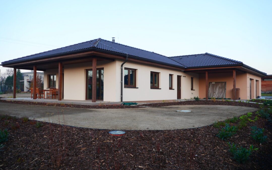 Karvinsko – Luxusní Bungalov 18 se 2 garážemi i terasami