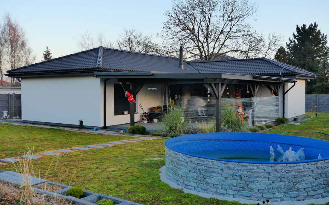 Individuální dřevostavba ve tvaru L – Karvinsko